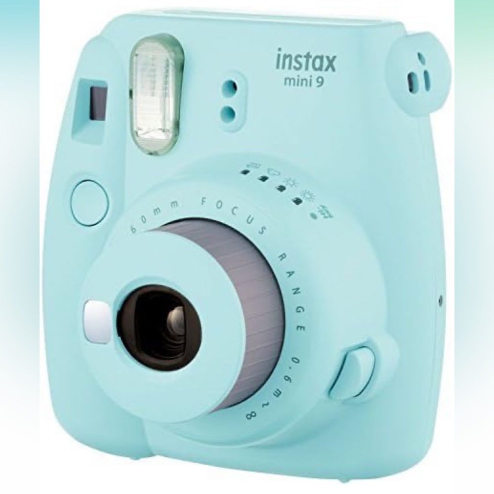 *EUC*  Fujifilm instax Mini 9 Instant Camera with matching case (ice blue)